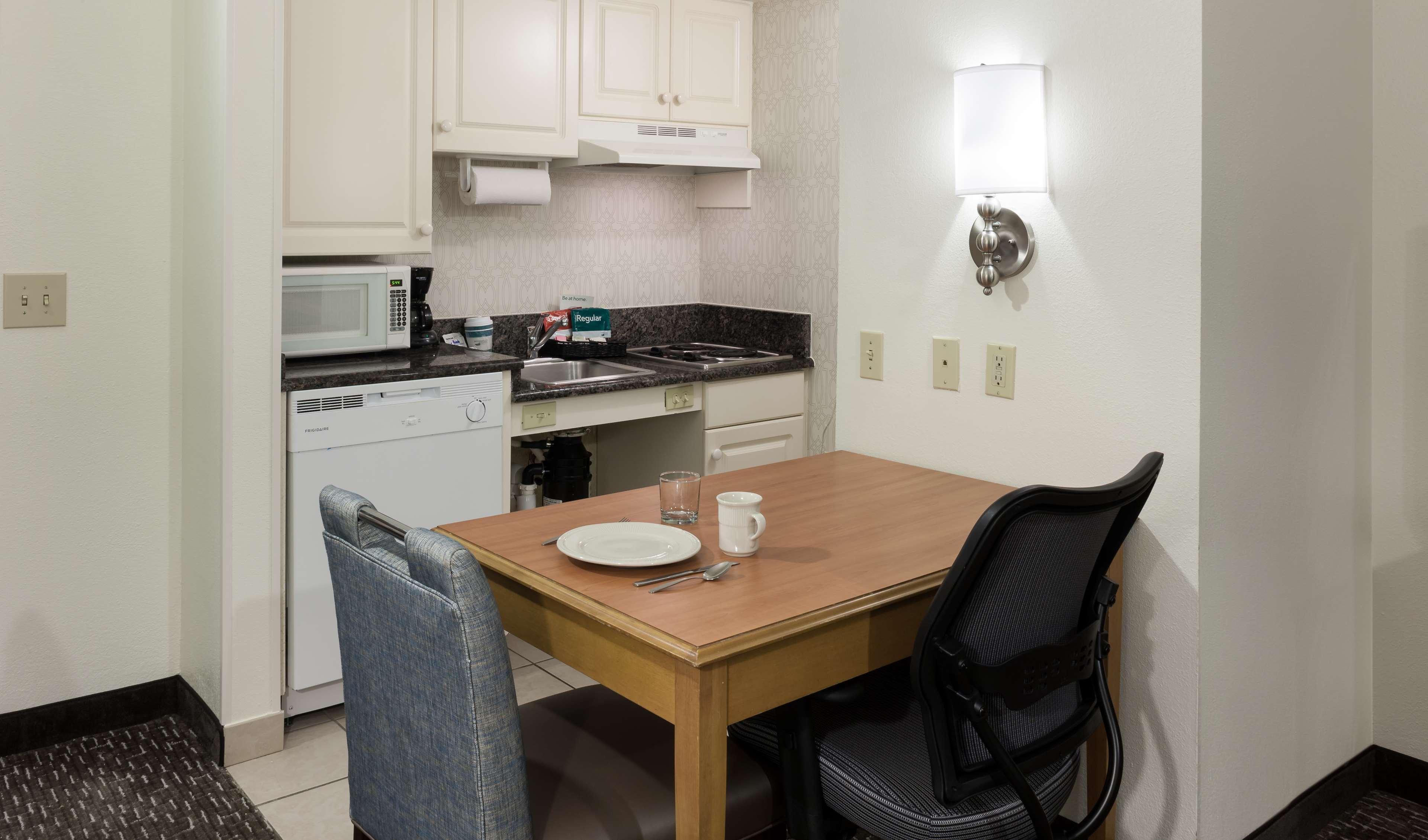 Homewood Suites Miami Airport/Blue Lagoon Miami Springs Екстер'єр фото