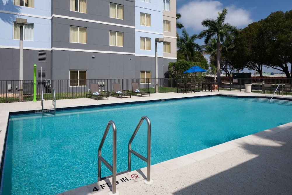 Homewood Suites Miami Airport/Blue Lagoon Miami Springs Екстер'єр фото