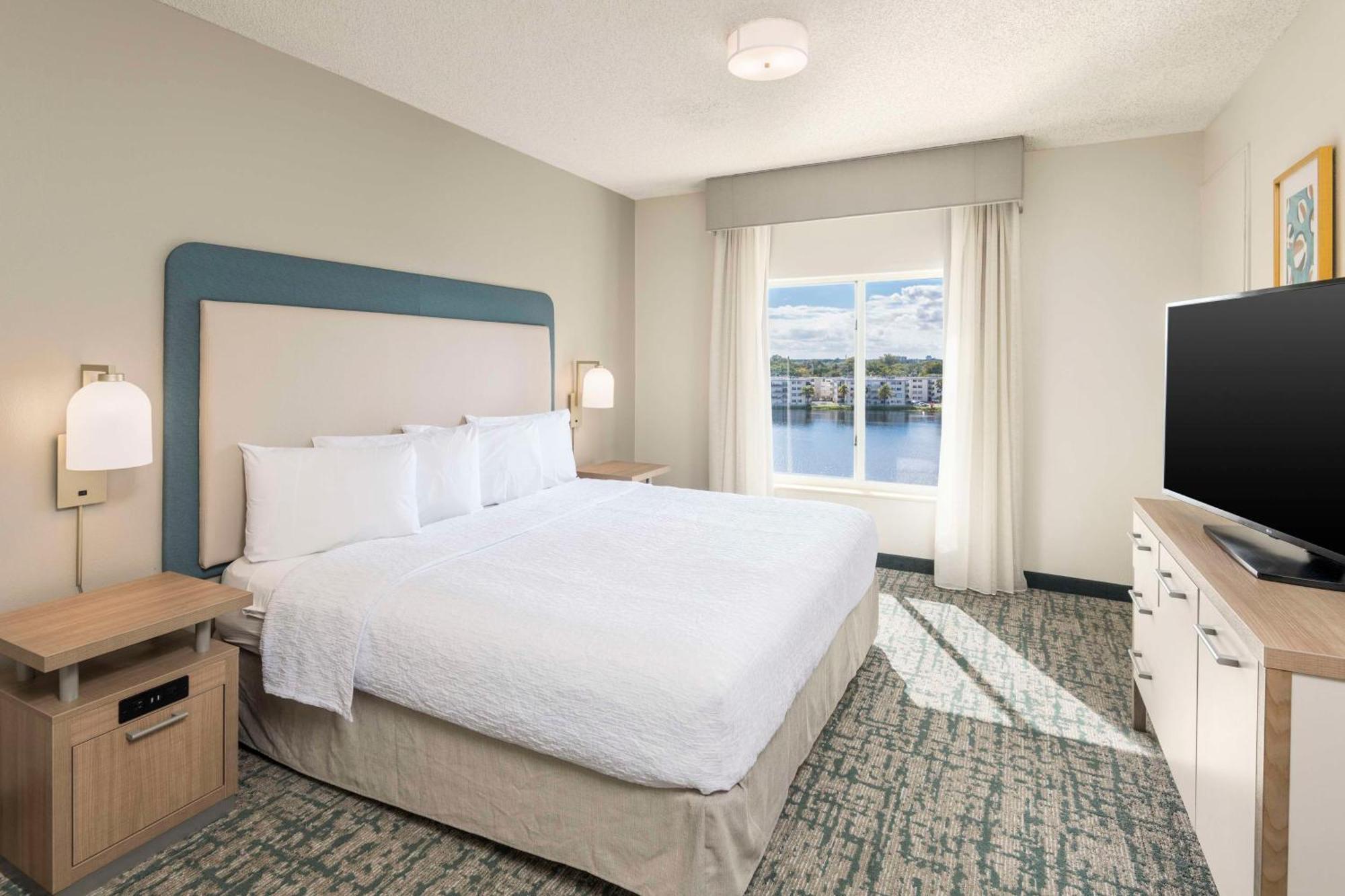 Homewood Suites Miami Airport/Blue Lagoon Miami Springs Екстер'єр фото
