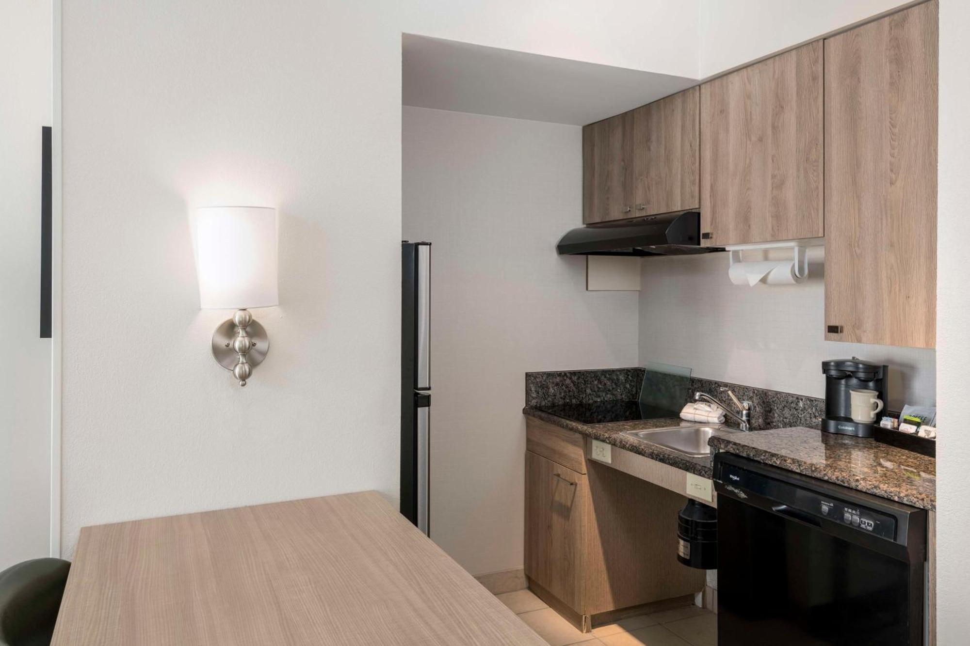 Homewood Suites Miami Airport/Blue Lagoon Miami Springs Екстер'єр фото