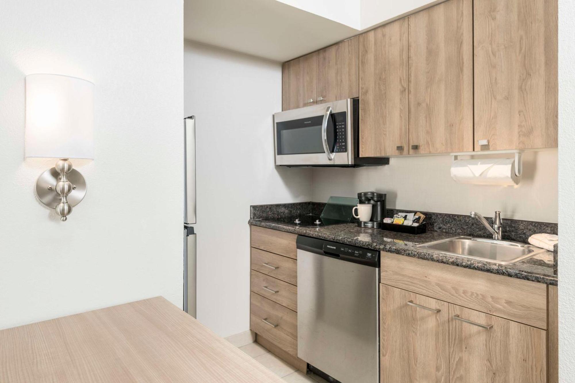 Homewood Suites Miami Airport/Blue Lagoon Miami Springs Екстер'єр фото